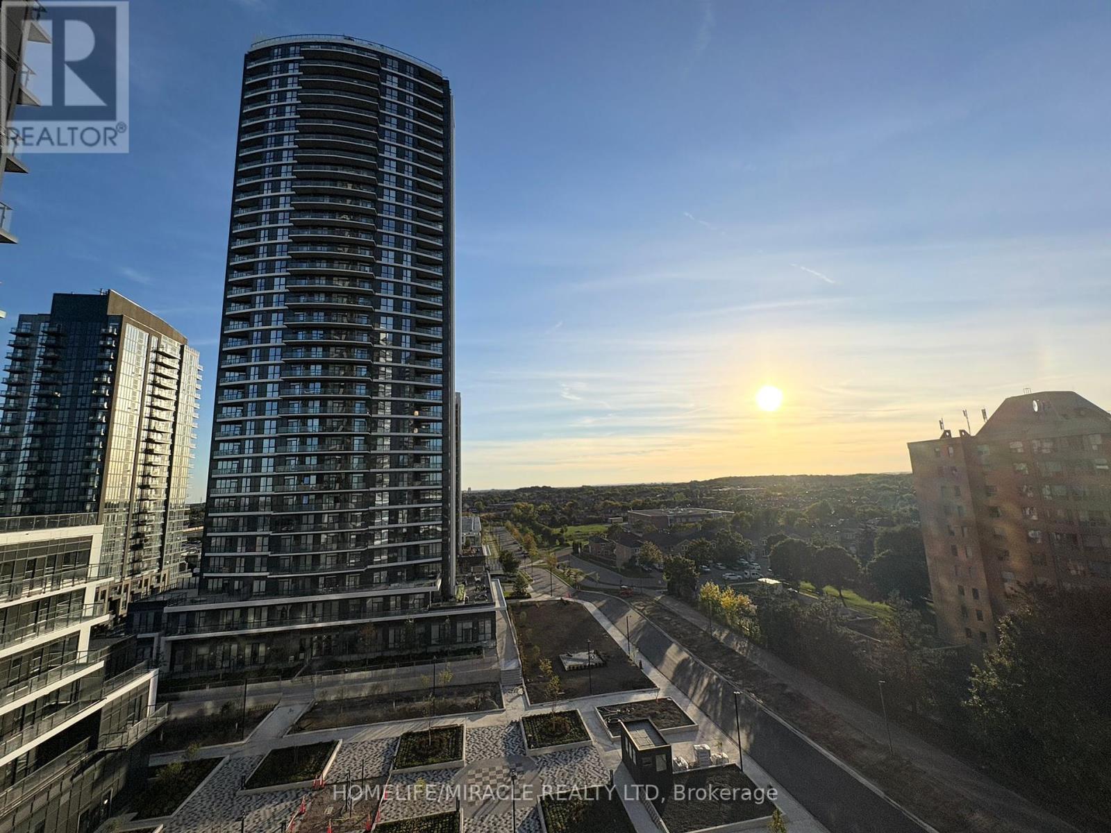 615 - 15 Watergarden Drive, Mississauga, Ontario  L5R 0H4 - Photo 24 - W12441886