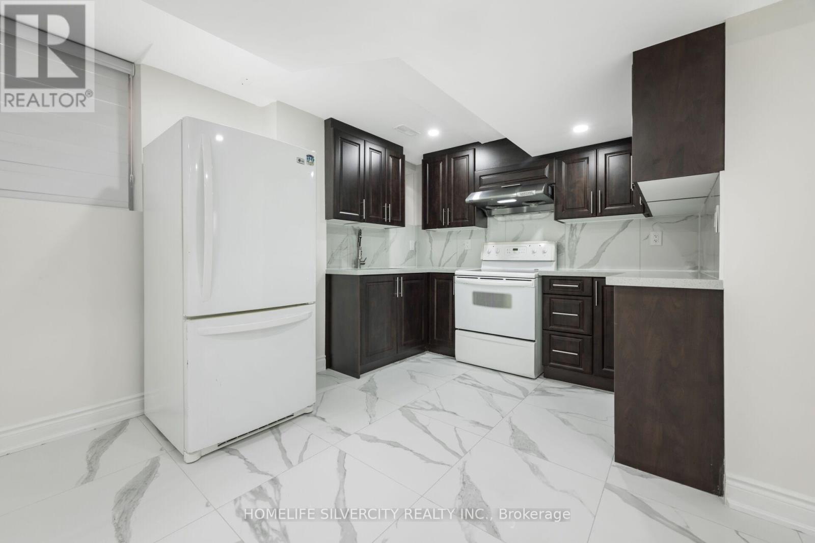 64 Clydesdale Circle, Brampton, Ontario  L6Y 3P9 - Photo 38 - W12441887
