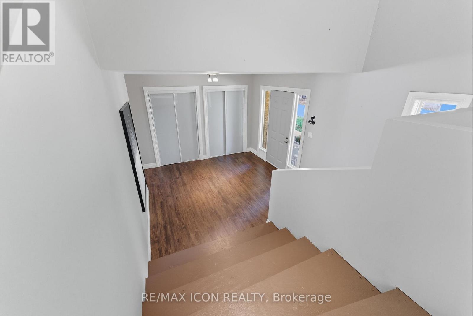 792 6th Concession Rd W, Hamilton, Ontario  L8B 1M8 - Photo 10 - X12441884