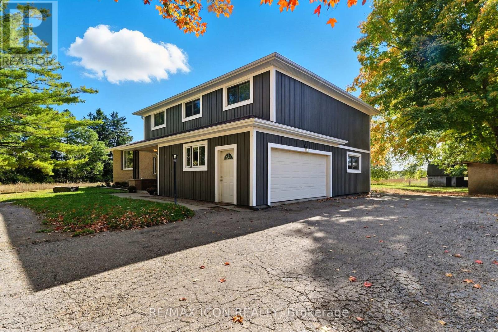 792 6th Concession Rd W, Hamilton, Ontario  L8B 1M8 - Photo 7 - X12441884
