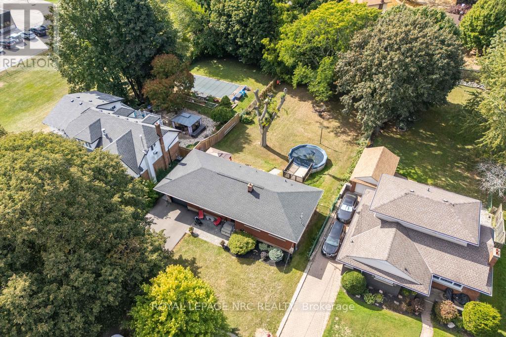 3093 St. Andrew Avenue, Niagara Falls (Stamford), Ontario  L2J 2R7 - Photo 27 - X12441893
