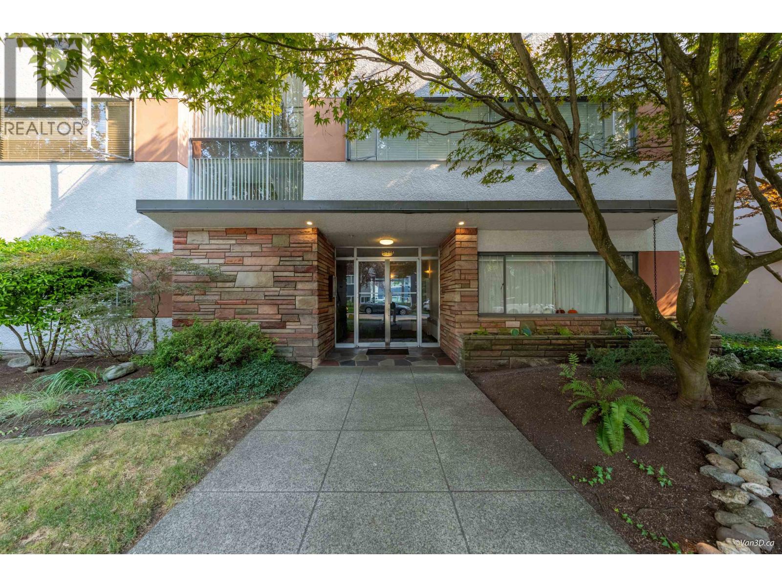 106 1879 BARCLAY STREET, Vancouver, British Columbia