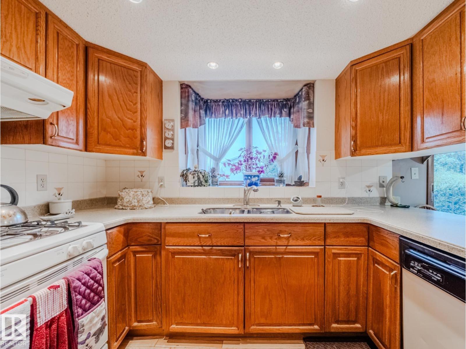 14 Greenbriar Cr, Sherwood Park, Alberta  T8H 1H8 - Photo 25 - E4460574
