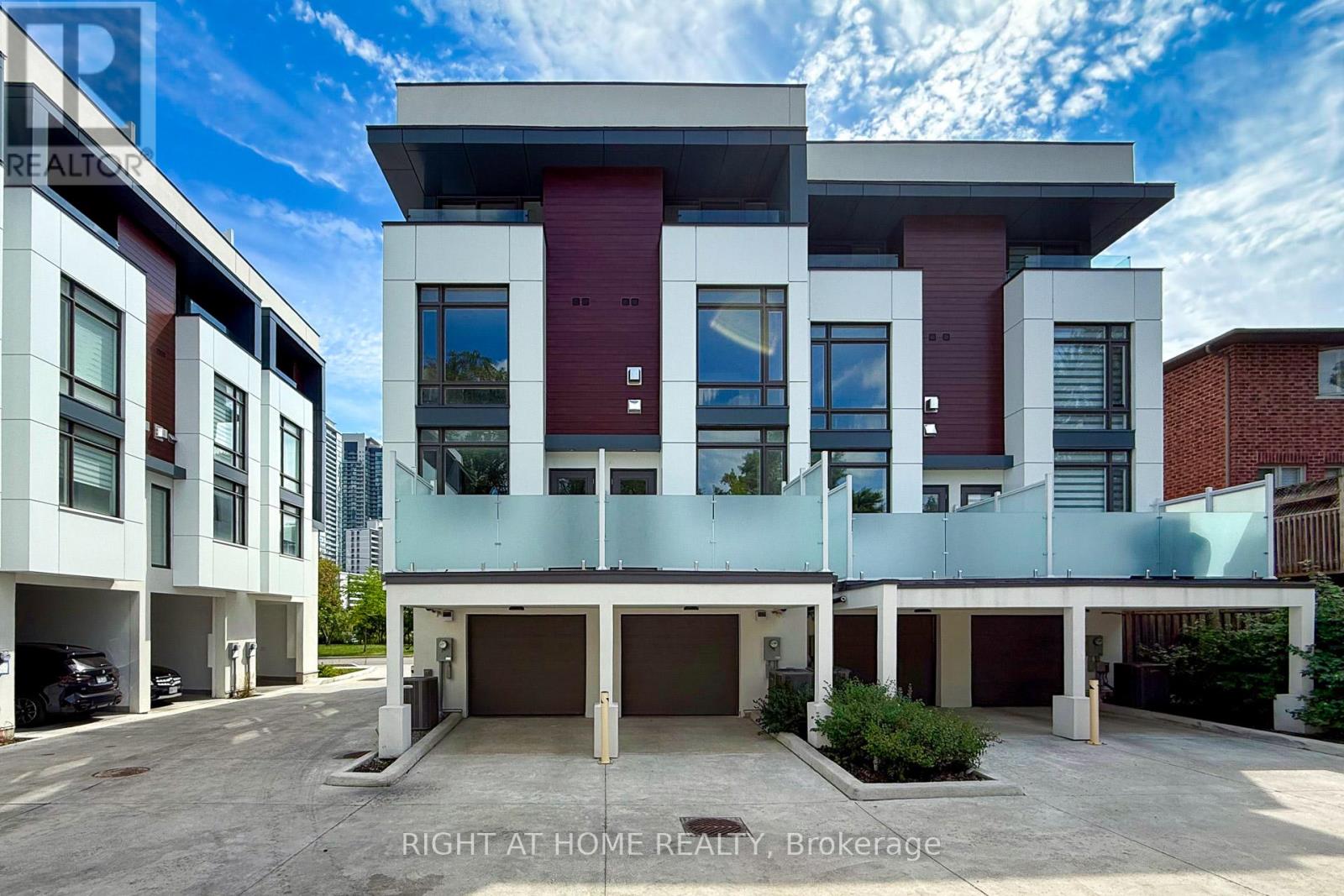 36b Churchill Avenue, Toronto, Ontario  M2N 0L5 - Photo 25 - C12441895