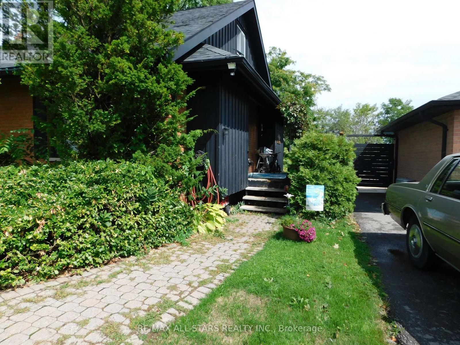Lower - 232 Angeline Street N, Kawartha Lakes, Ontario  K9V 5E9 - Photo 10 - X12439304