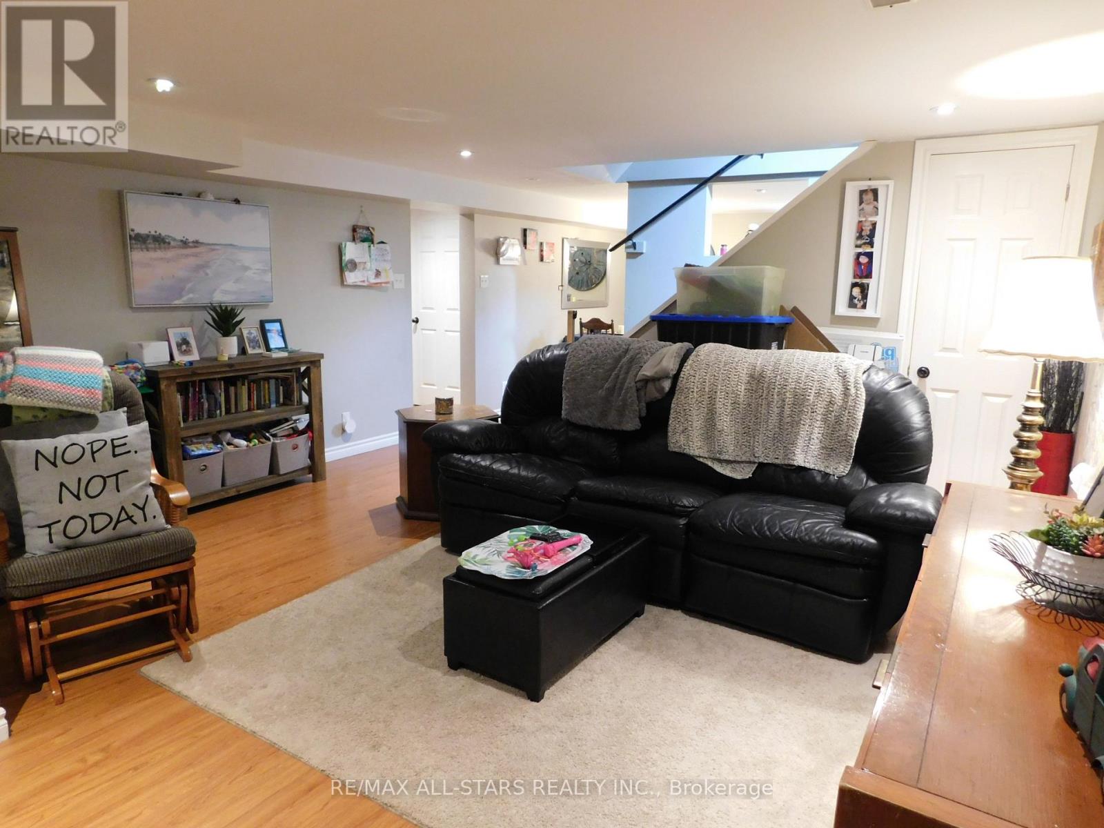 Lower - 232 Angeline Street N, Kawartha Lakes, Ontario  K9V 5E9 - Photo 2 - X12439304
