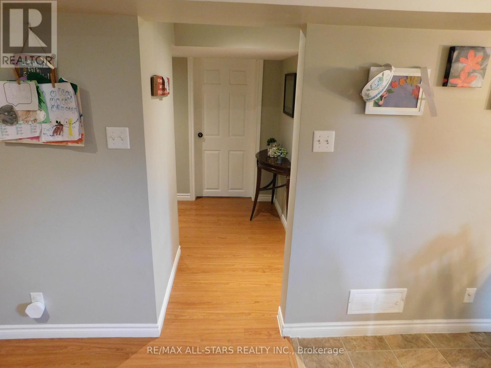 Lower - 232 Angeline Street N, Kawartha Lakes, Ontario  K9V 5E9 - Photo 4 - X12439304