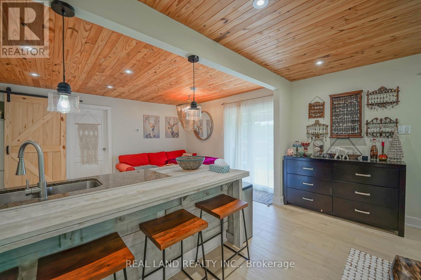 21 Marilyn Crescent, Kawartha Lakes, Ontario  K0L 1T0 - Photo 19 - X12441318