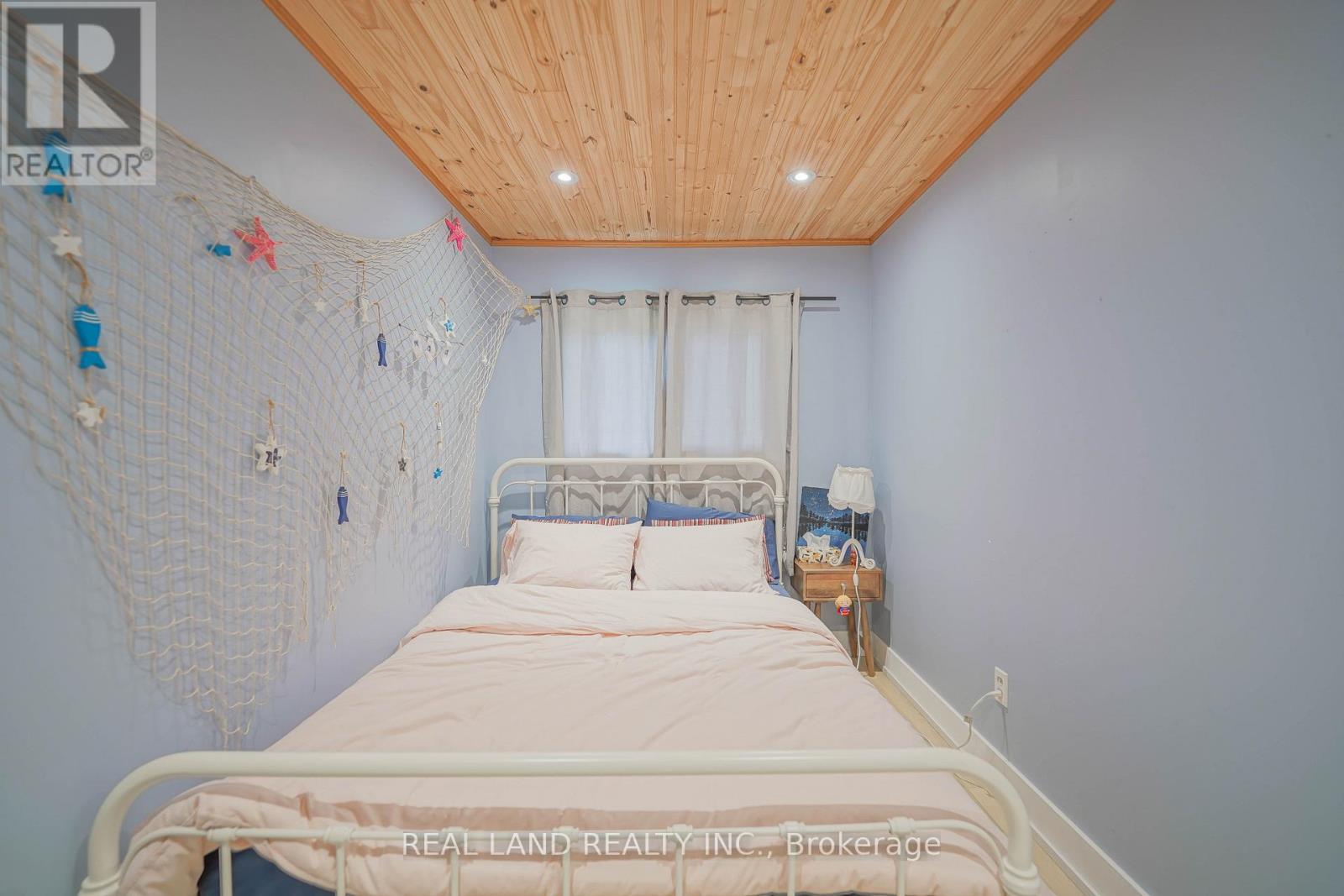21 Marilyn Crescent, Kawartha Lakes, Ontario  K0L 1T0 - Photo 37 - X12441318