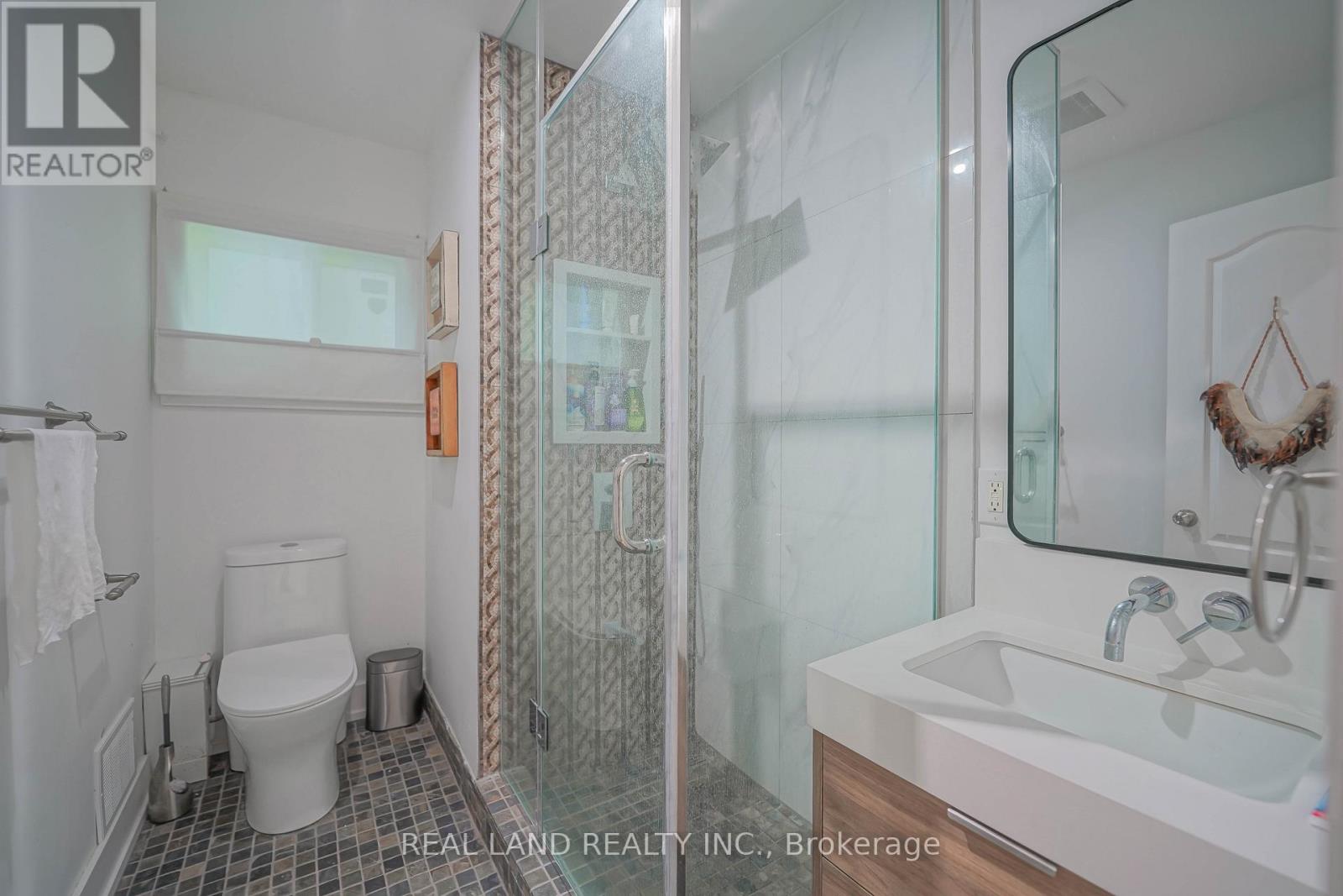 21 Marilyn Crescent, Kawartha Lakes, Ontario  K0L 1T0 - Photo 39 - X12441318
