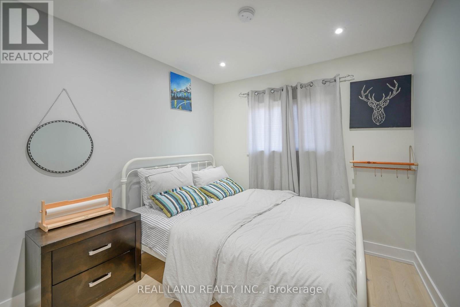 21 Marilyn Crescent, Kawartha Lakes, Ontario  K0L 1T0 - Photo 40 - X12441318