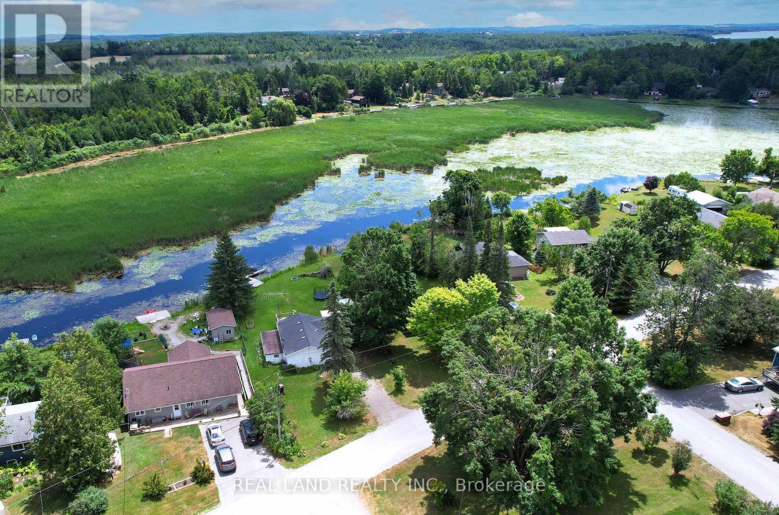 21 Marilyn Crescent, Kawartha Lakes, Ontario  K0L 1T0 - Photo 8 - X12441318