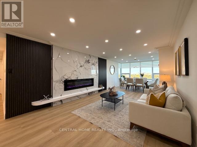 1707 - 55 Skymark Drive, Toronto (Hillcrest Village), Ontario  M2H 3N4 - Photo 3 - C12441875