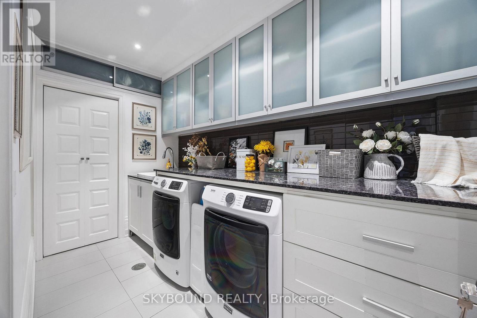 20 Fairview Boulevard, Toronto, Ontario  M4K 1L9 - Photo 24 - E12441908