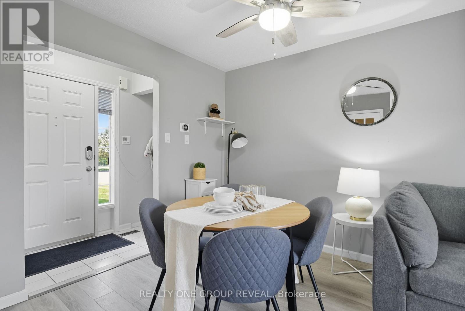 37 Mainprize Crescent, East Gwillimbury, Ontario  L0G 1M0 - Photo 10 - N12441900