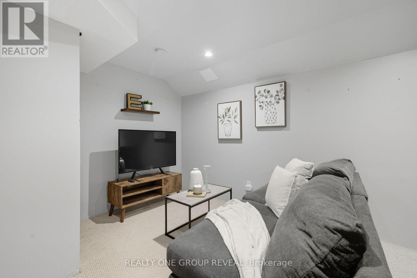 37 Mainprize Crescent, East Gwillimbury, Ontario  L0G 1M0 - Photo 30 - N12441900