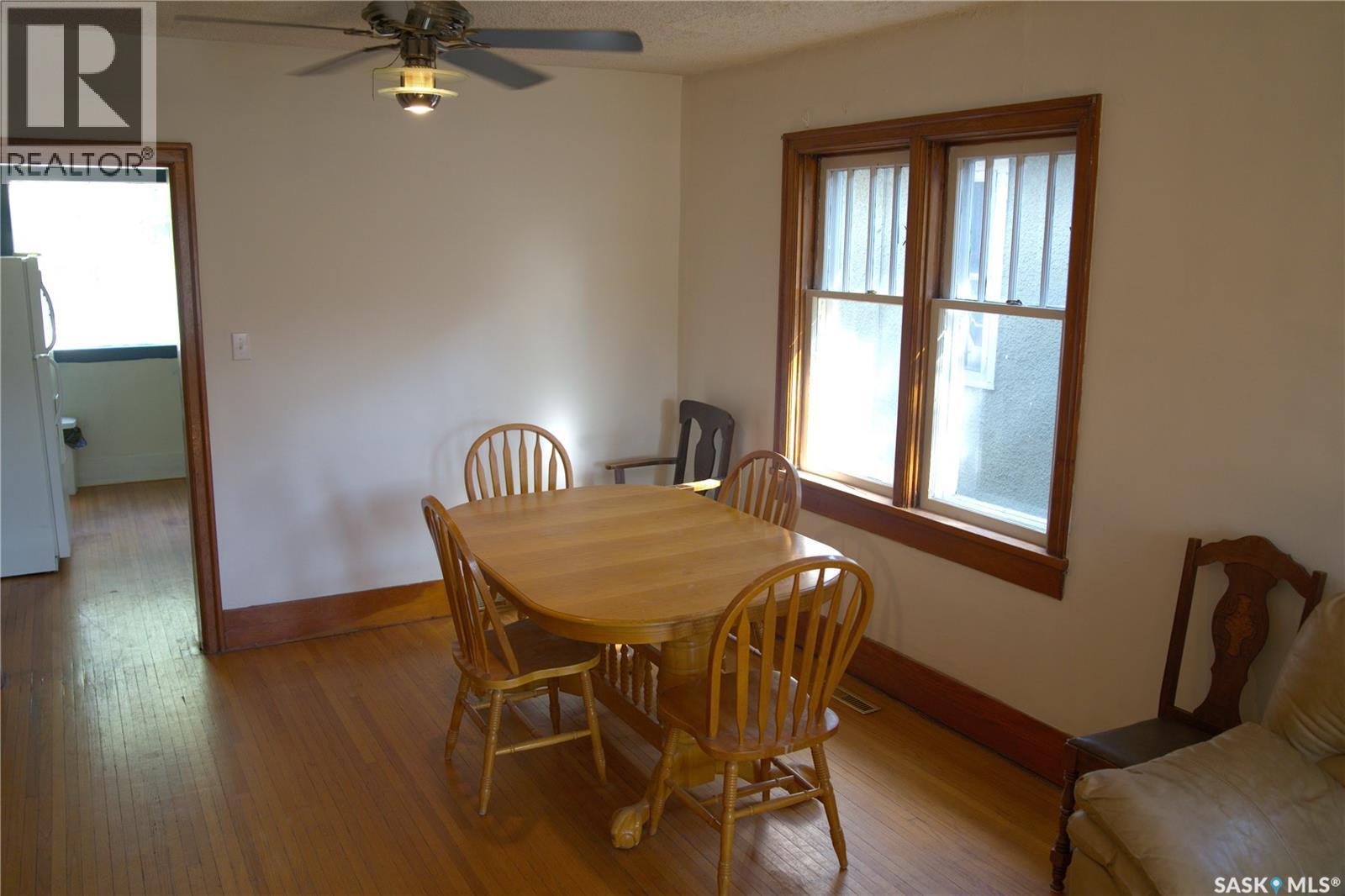 1114 C Avenue N, Saskatoon, Saskatchewan  S7L 1K4 - Photo 11 - SK016630