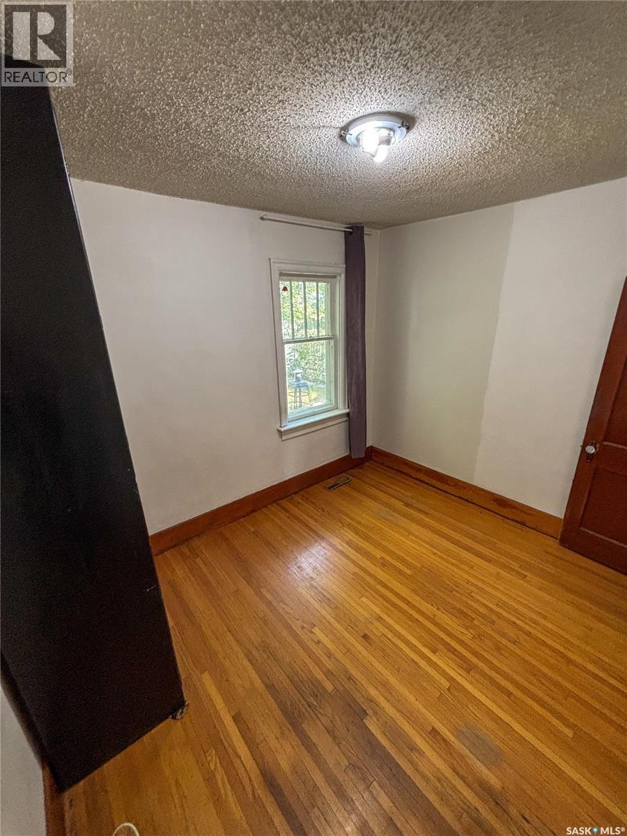 1114 C Avenue N, Saskatoon, Saskatchewan  S7L 1K4 - Photo 26 - SK016630