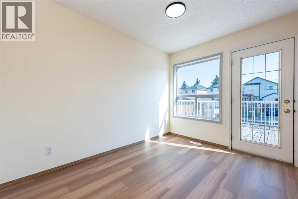 216 Hidden Hills Road Nw, Calgary, Alberta  T3A 5Y1 - Photo 8 - A2256233