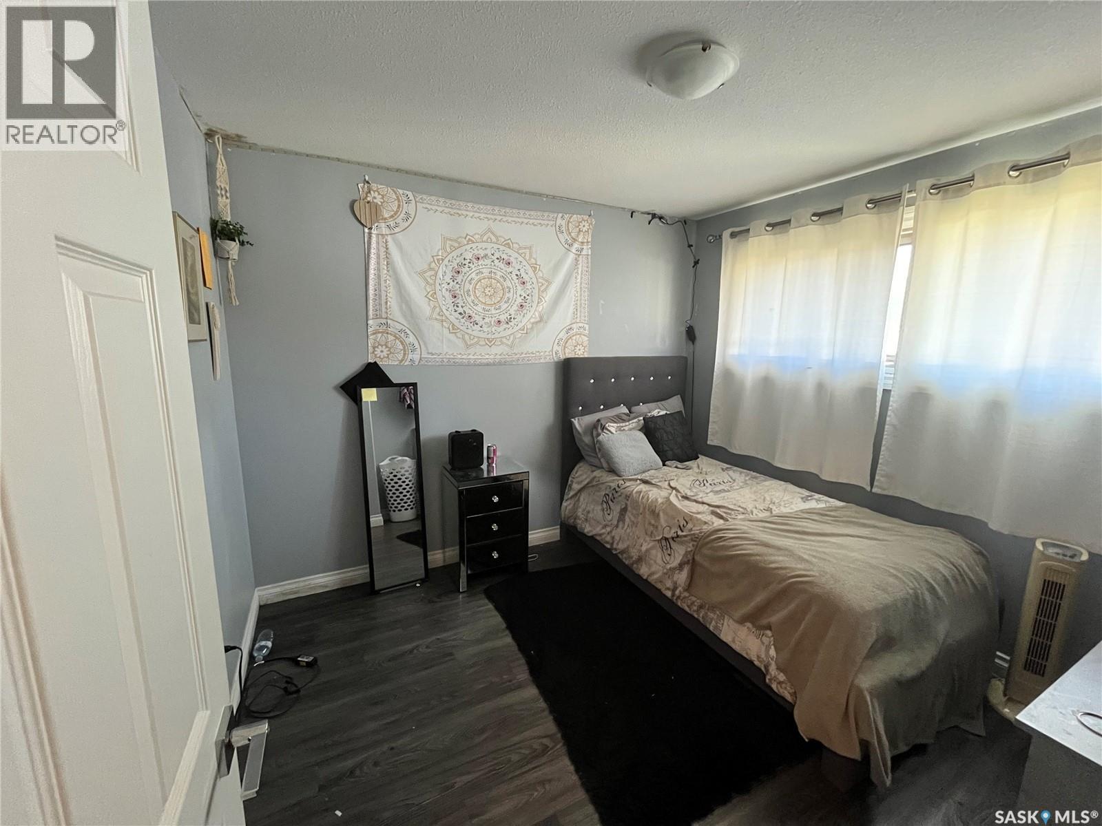 604 Dalgliesh Drive, Regina, Saskatchewan  S4R 6L8 - Photo 18 - SK019890