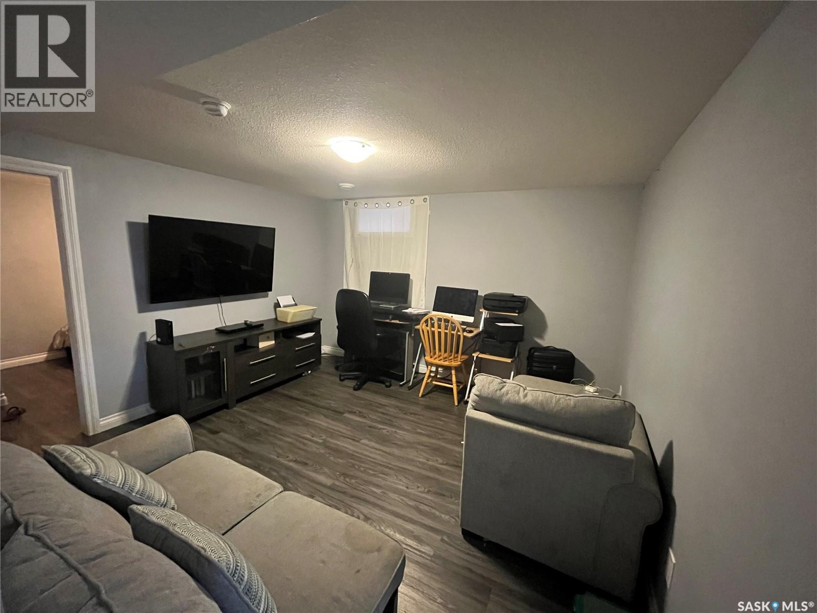 604 Dalgliesh Drive, Regina, Saskatchewan  S4R 6L8 - Photo 24 - SK019890