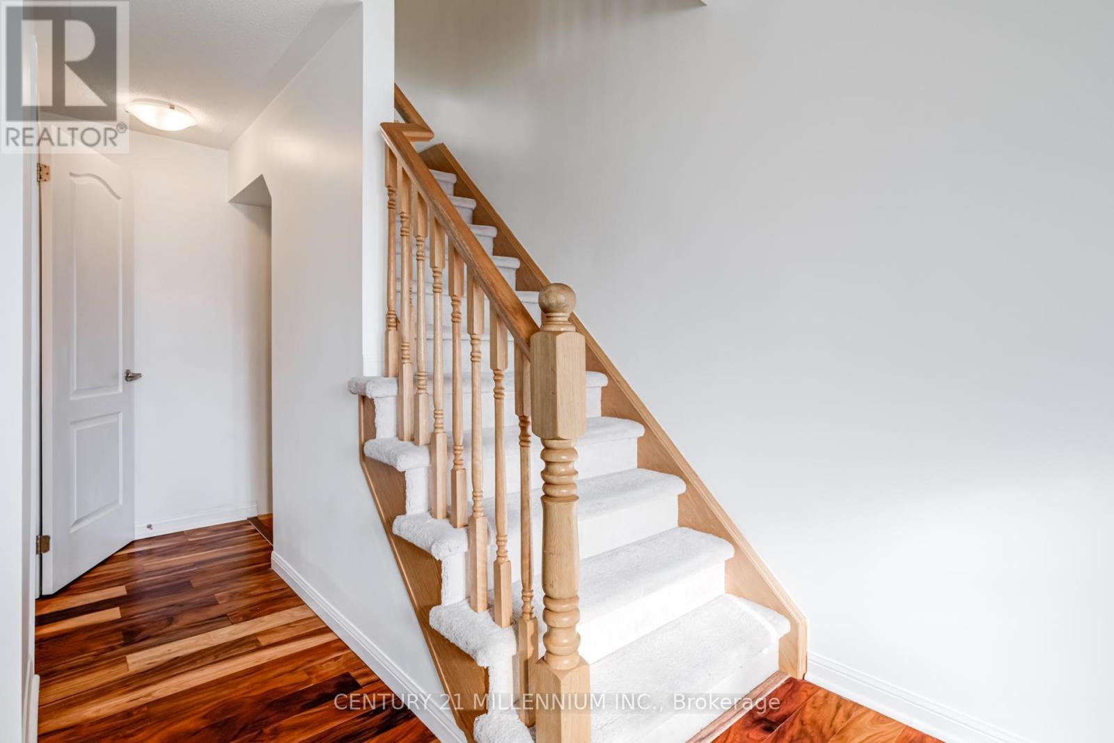 1160 Barnard Drive, Milton, Ontario  L9T 6R5 - Photo 35 - W12441917