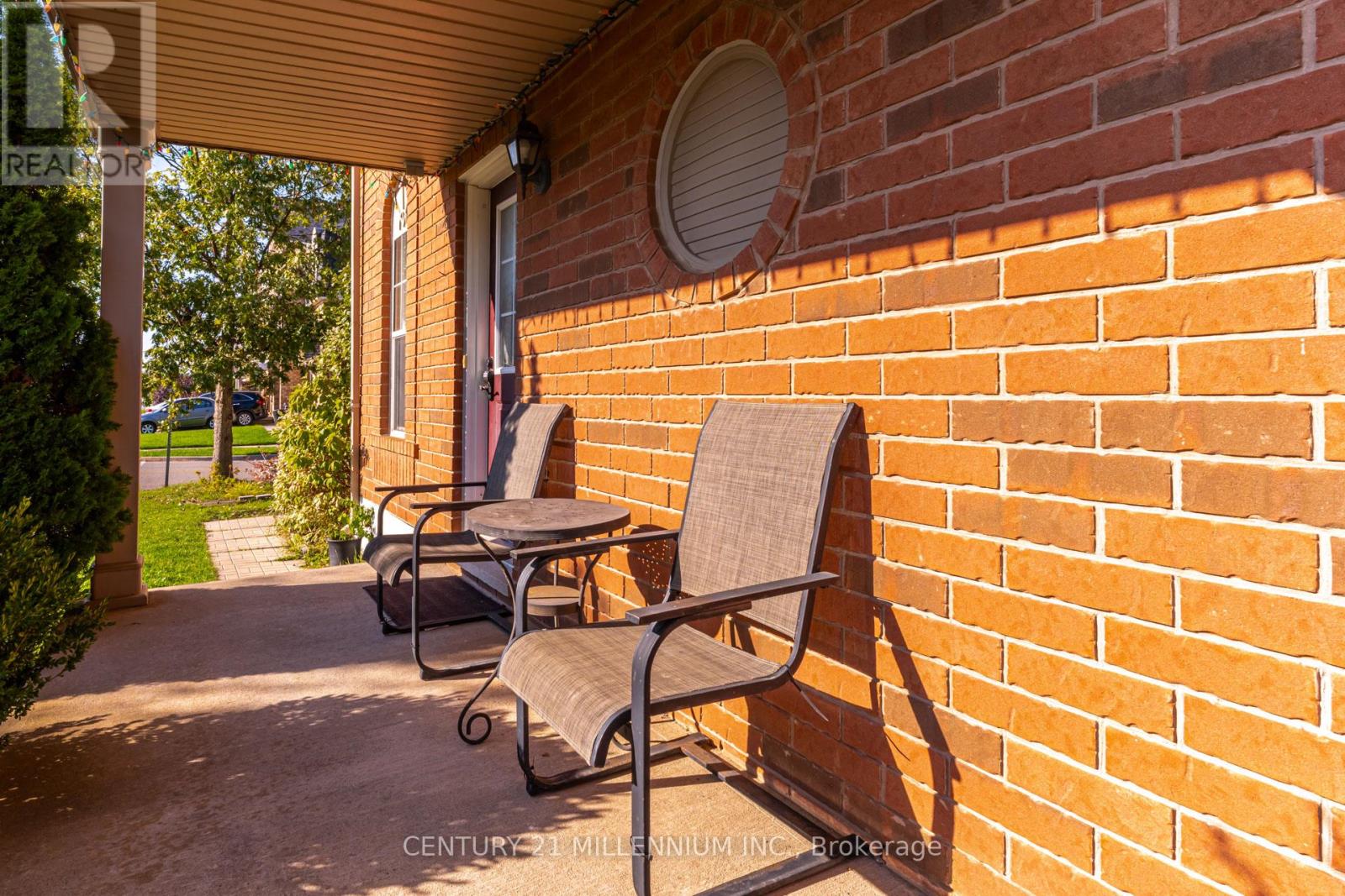 1160 Barnard Drive, Milton, Ontario  L9T 6R5 - Photo 6 - W12441917