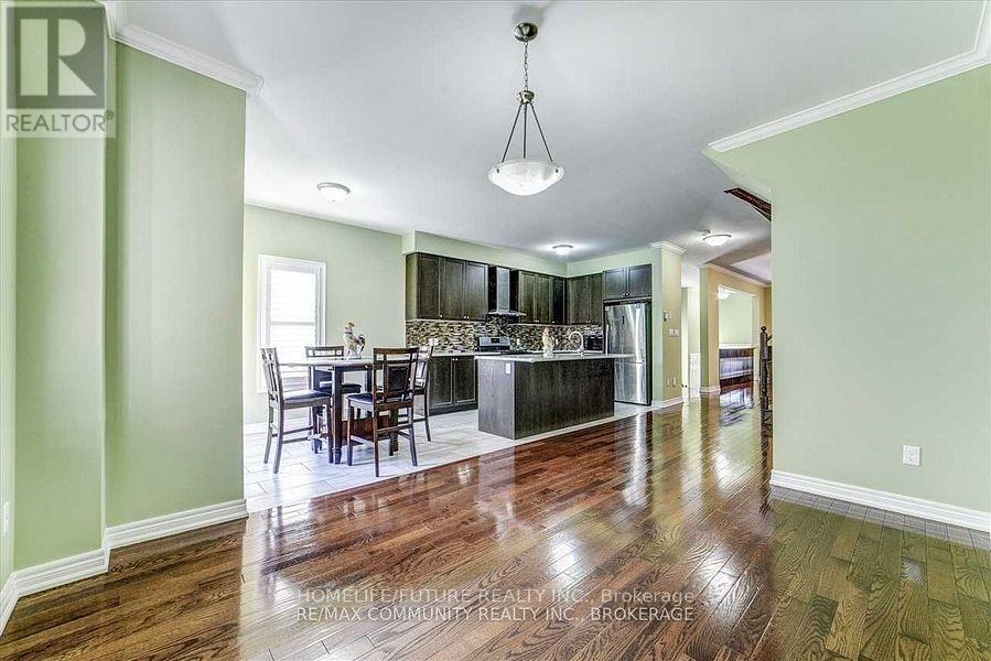 84 Wimbledon Court, Whitby, Ontario  L1P 0A6 - Photo 12 - E12441877