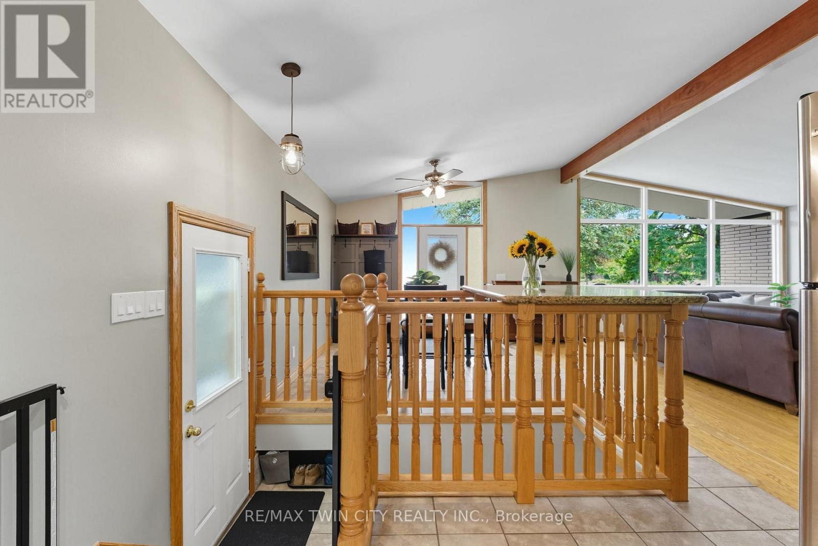 31 Buckingham Street, Brantford, Ontario  N3R 3A9 - Photo 14 - X12441903