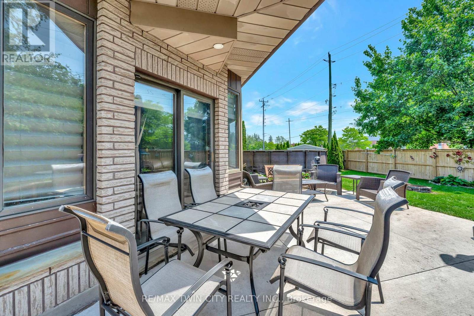 132 Oak Street, Norfolk, Ontario  N3Y 4S3 - Photo 41 - X12441904