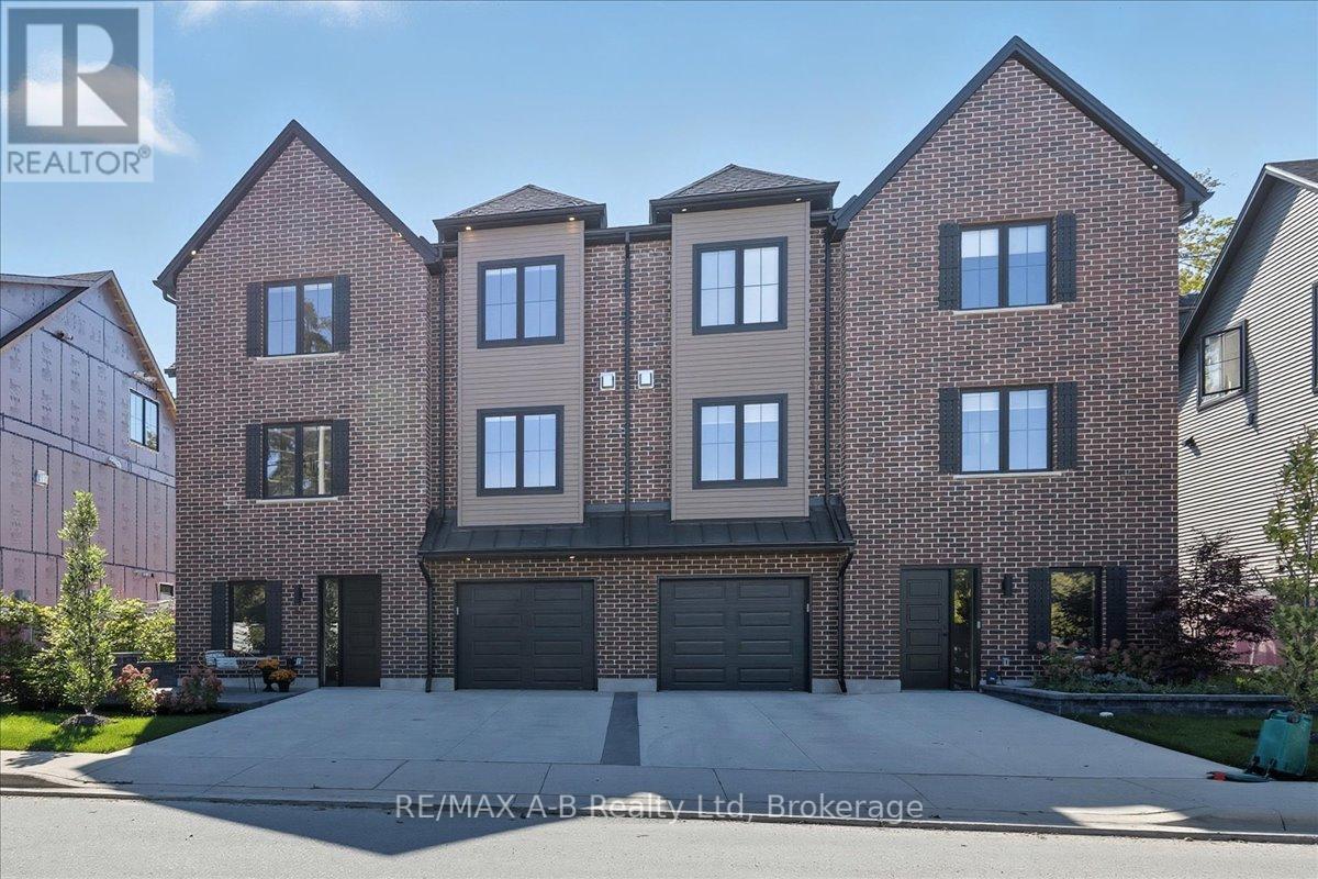 53 Worsley Street, Stratford, Ontario  N5A 1B8 - Photo 3 - X12441922