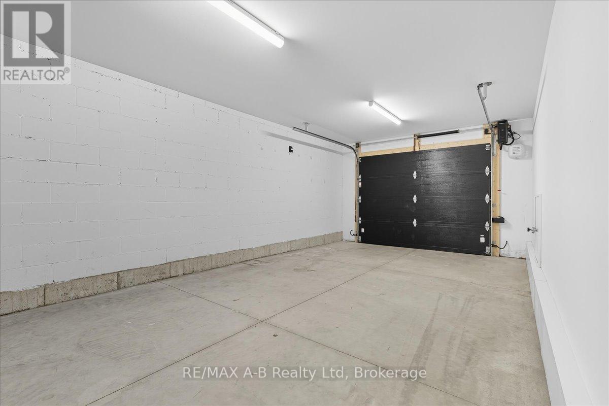 53 Worsley Street, Stratford, Ontario  N5A 1B8 - Photo 45 - X12441922