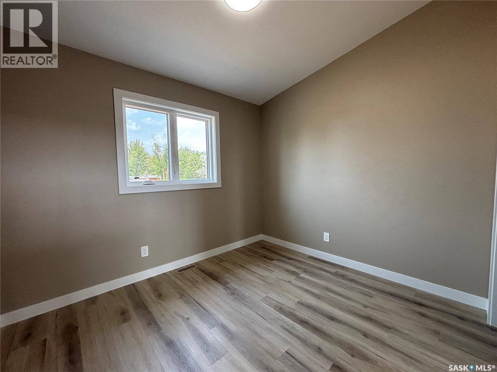 1119 Birchwood Avenue, Good Lake Rm No. 274, Saskatchewan  S0A 0L0 - Photo 21 - SK015075