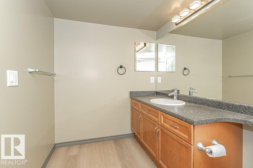 #215 1589 Glastonbury Bv Nw, Edmonton, Alberta  T5T 2V1 - Photo 26 - E4446285