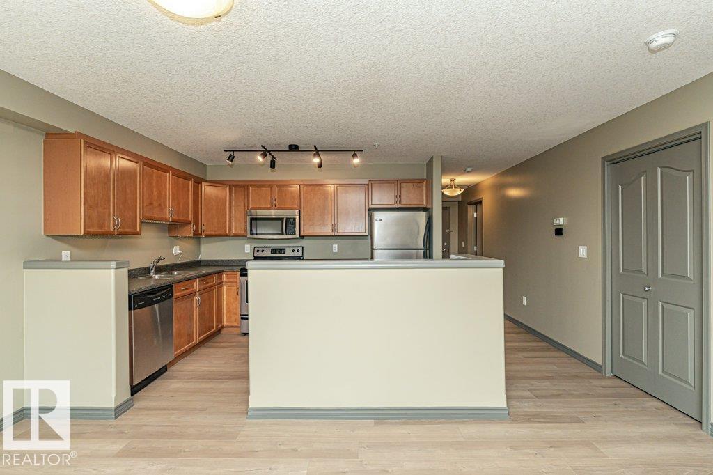 #215 1589 Glastonbury Bv Nw, Edmonton, Alberta  T5T 2V1 - Photo 10 - E4446285
