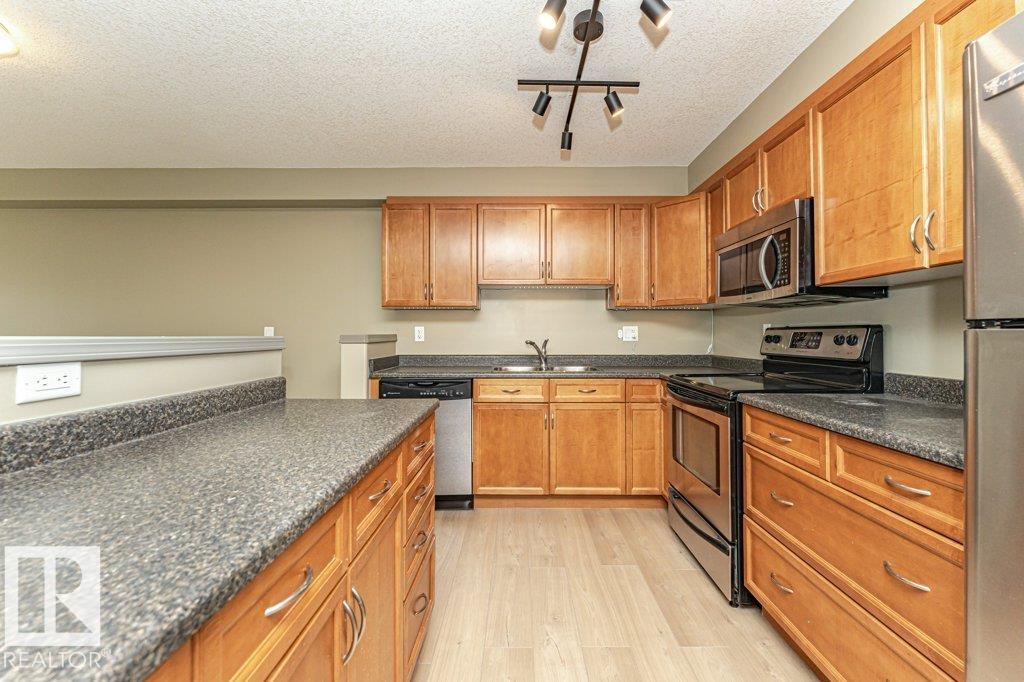 #215 1589 Glastonbury Bv Nw, Edmonton, Alberta  T5T 2V1 - Photo 3 - E4446285