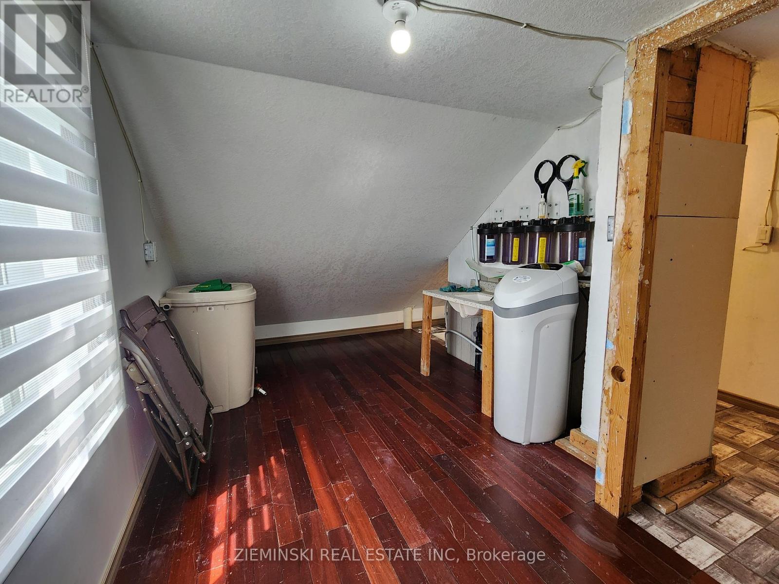 2414 Pearl Street, Black River-Matheson, Ontario P0K 1C0 - Photo 27 - T12278438