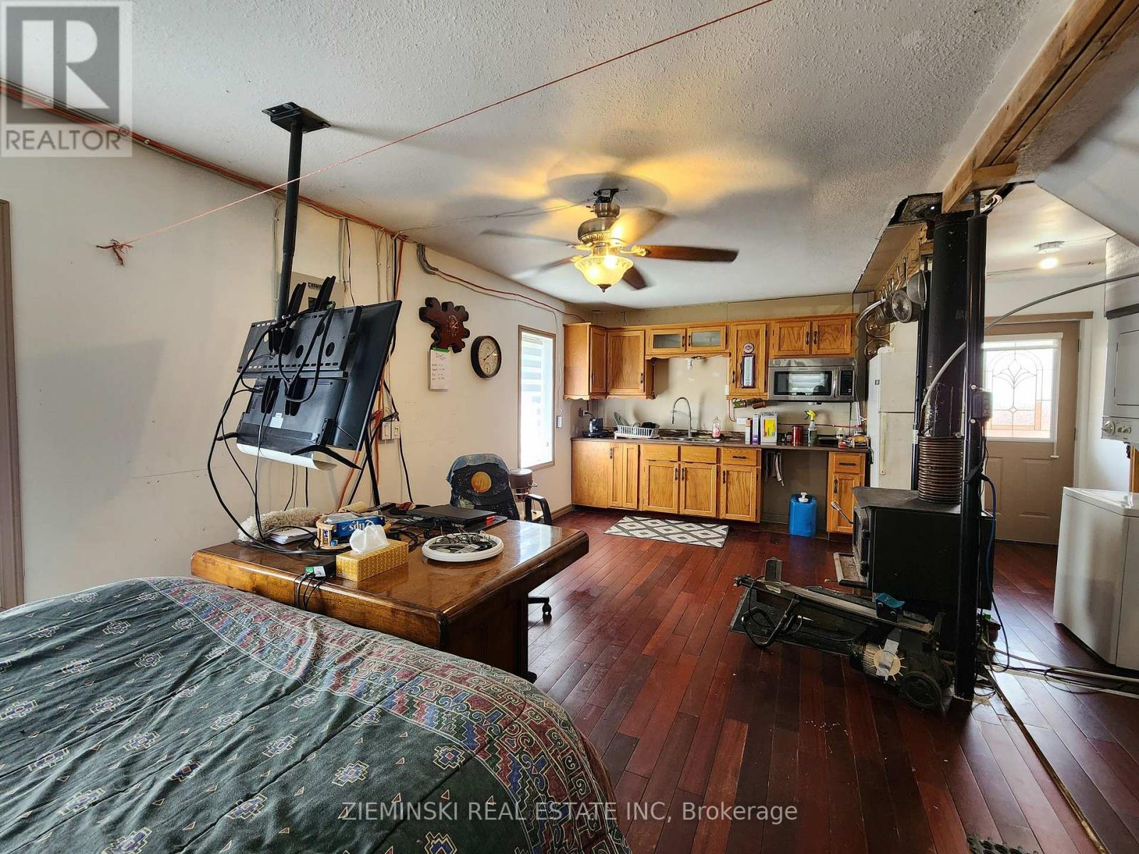 2414 Pearl Street, Black River-Matheson, Ontario P0K 1C0 - Photo 7 - T12278438