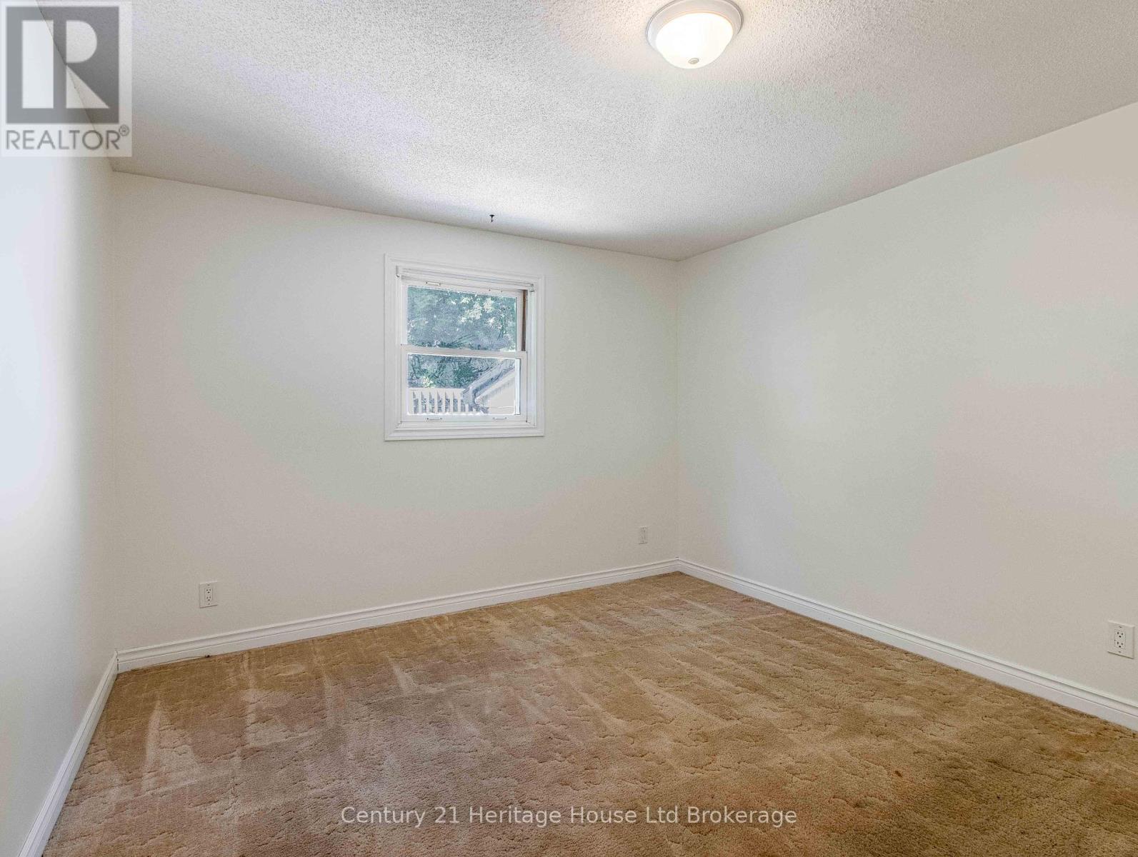 675 Miller Street, Woodstock, Ontario  N4S 5K2 - Photo 12 - X12431870
