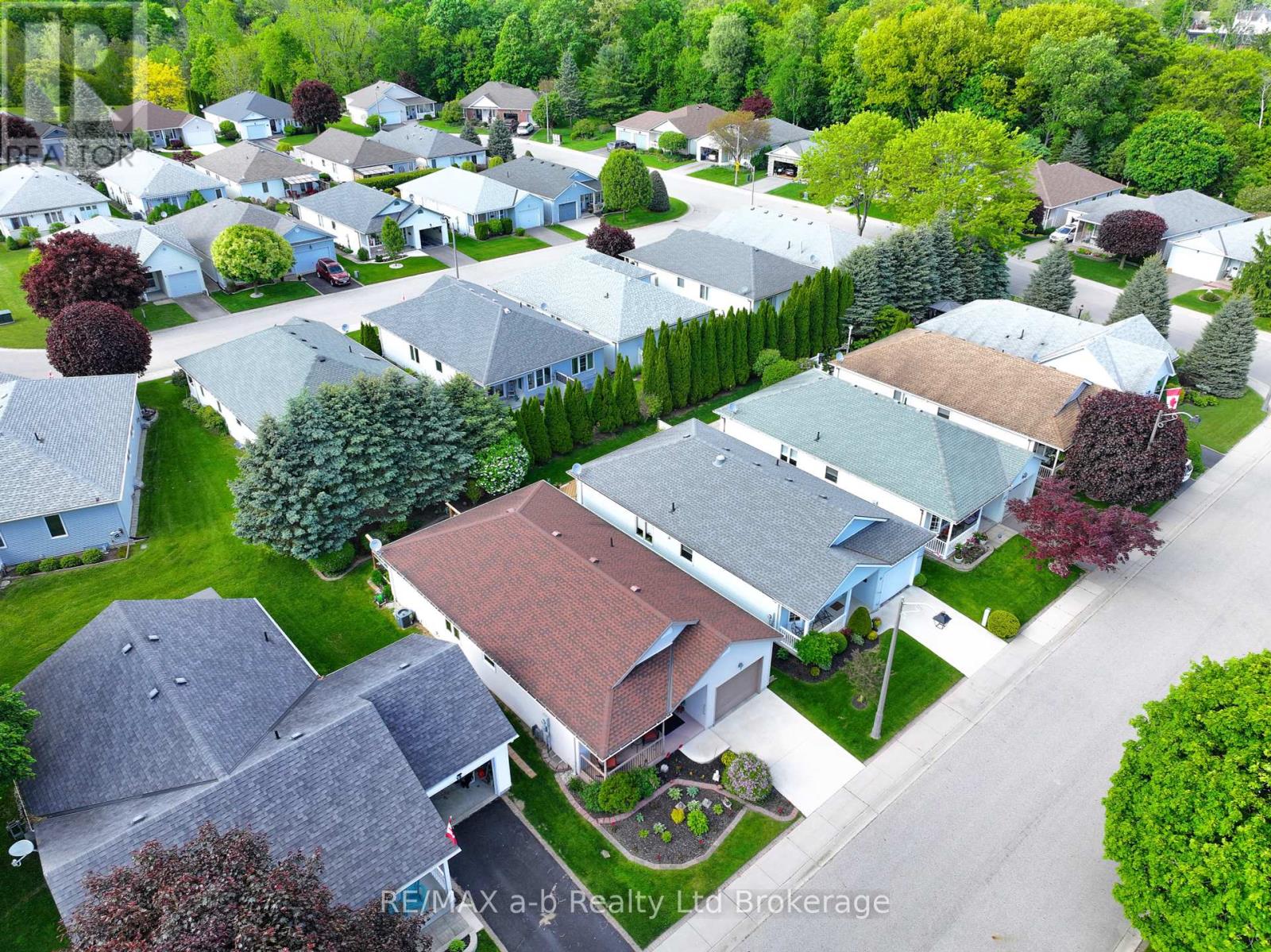 19 Brasher Drive, Tillsonburg, Ontario  N4G 5T2 - Photo 28 - X12441921