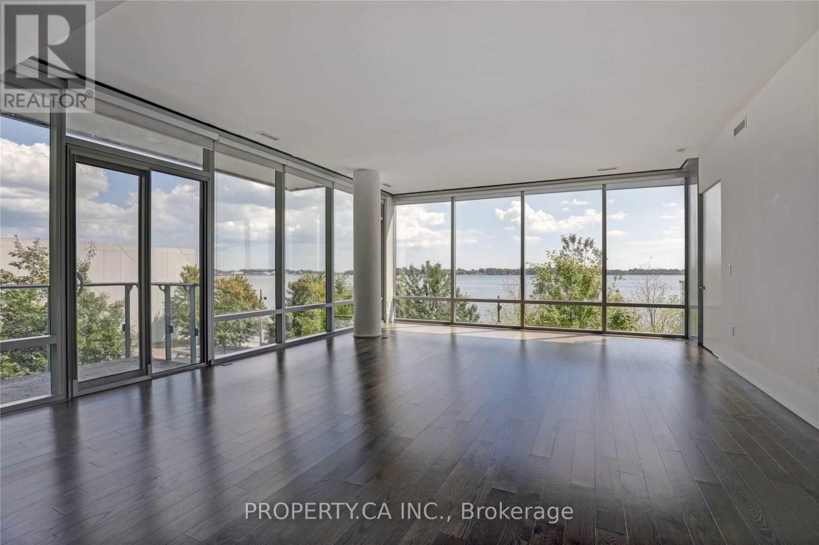 314 - 39 Queens Quay E, Toronto, Ontario  M5E 0A5 - Photo 1 - C12364225