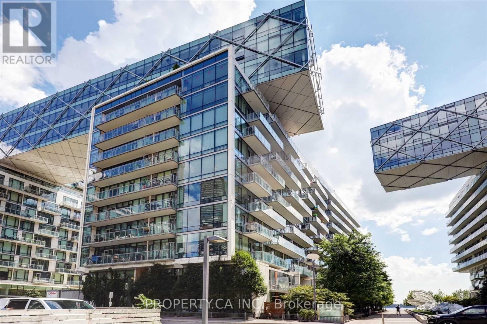 314 - 39 Queens Quay E, Toronto, Ontario  M5E 0A5 - Photo 2 - C12364225