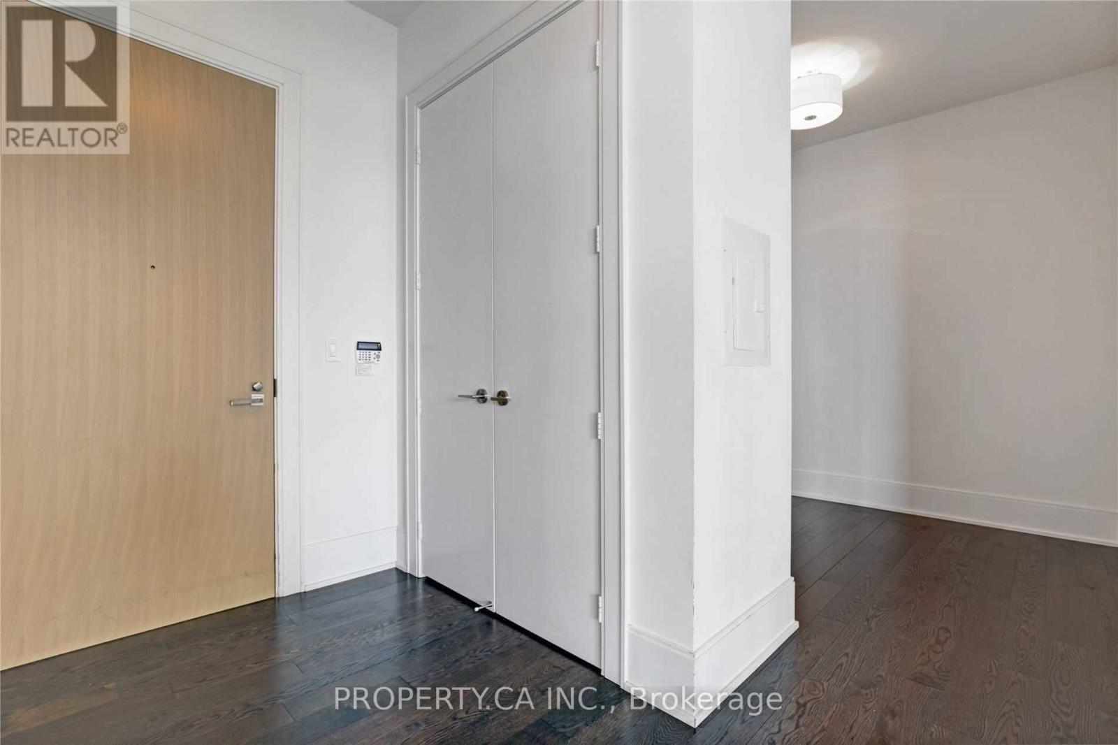 314 - 39 Queens Quay E, Toronto, Ontario  M5E 0A5 - Photo 7 - C12364225