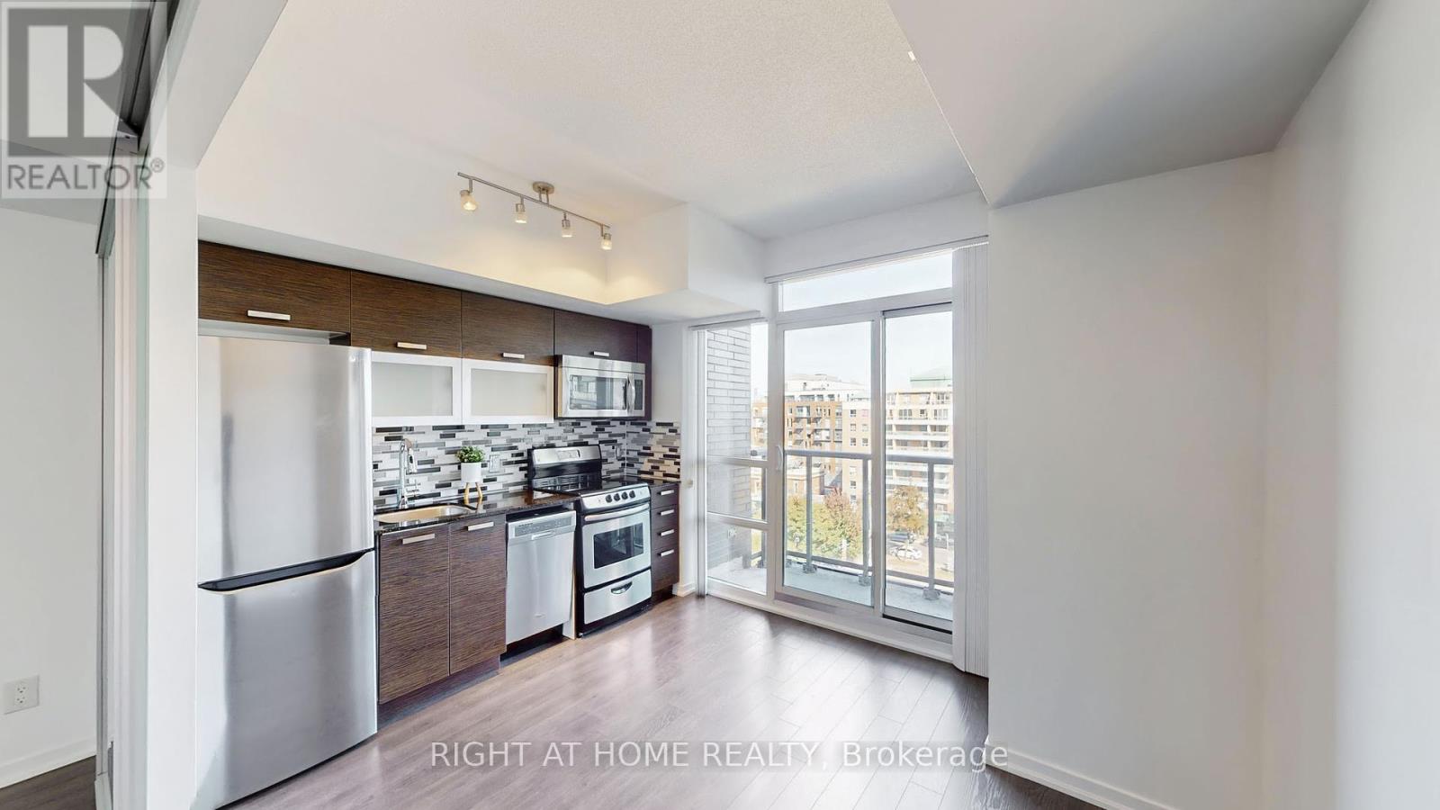 846 - 68 Abell Street, Toronto, Ontario  M6J 0B1 - Photo 11 - C12435837