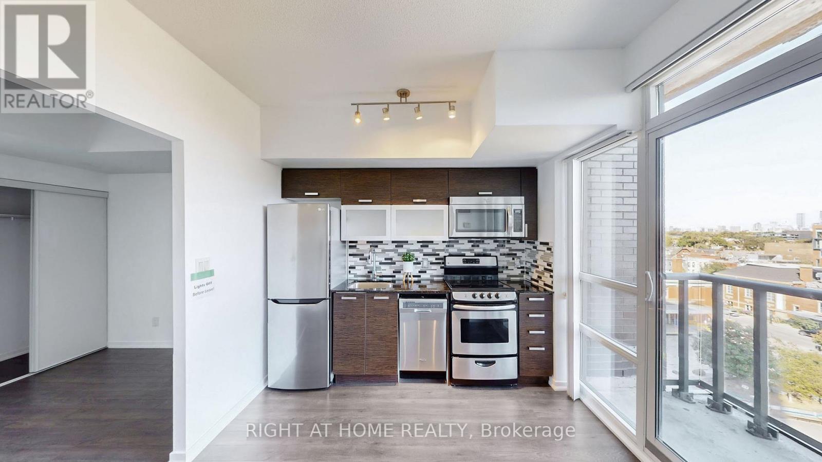 846 - 68 Abell Street, Toronto, Ontario  M6J 0B1 - Photo 12 - C12435837