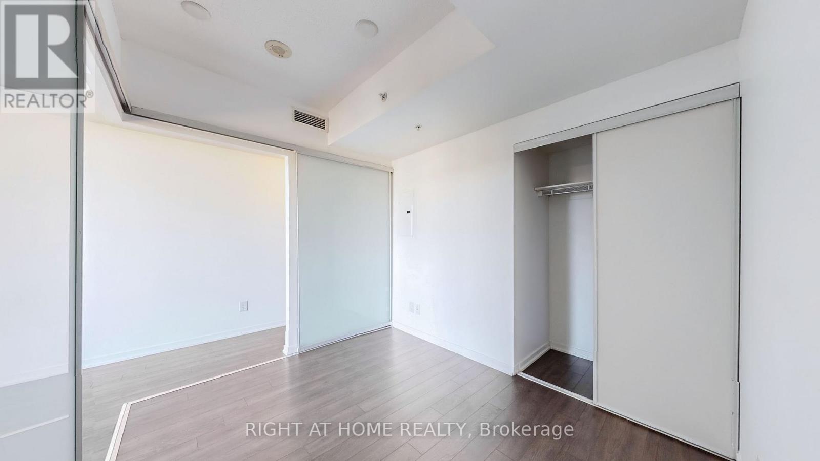 846 - 68 Abell Street, Toronto, Ontario  M6J 0B1 - Photo 16 - C12435837