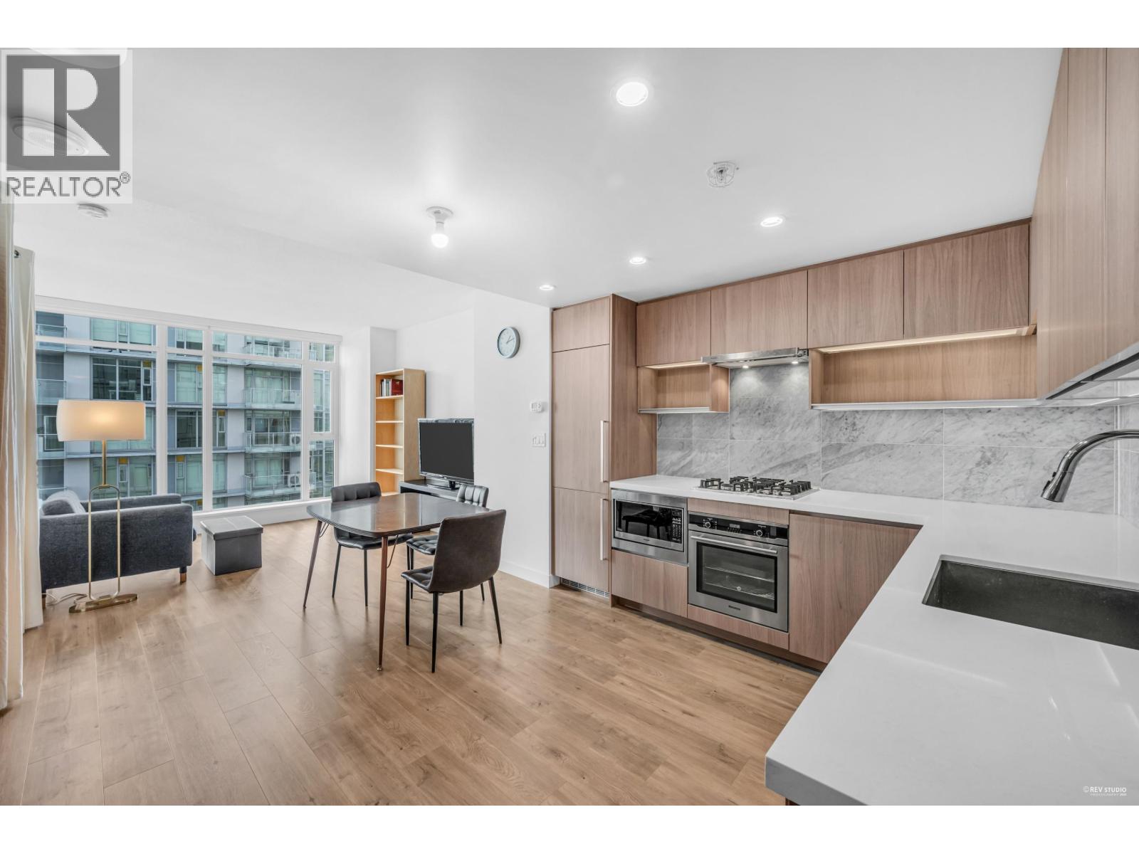 1702 6538 Nelson Avenue, Burnaby, British Columbia  V5H 0G5 - Photo 2 - R3054854
