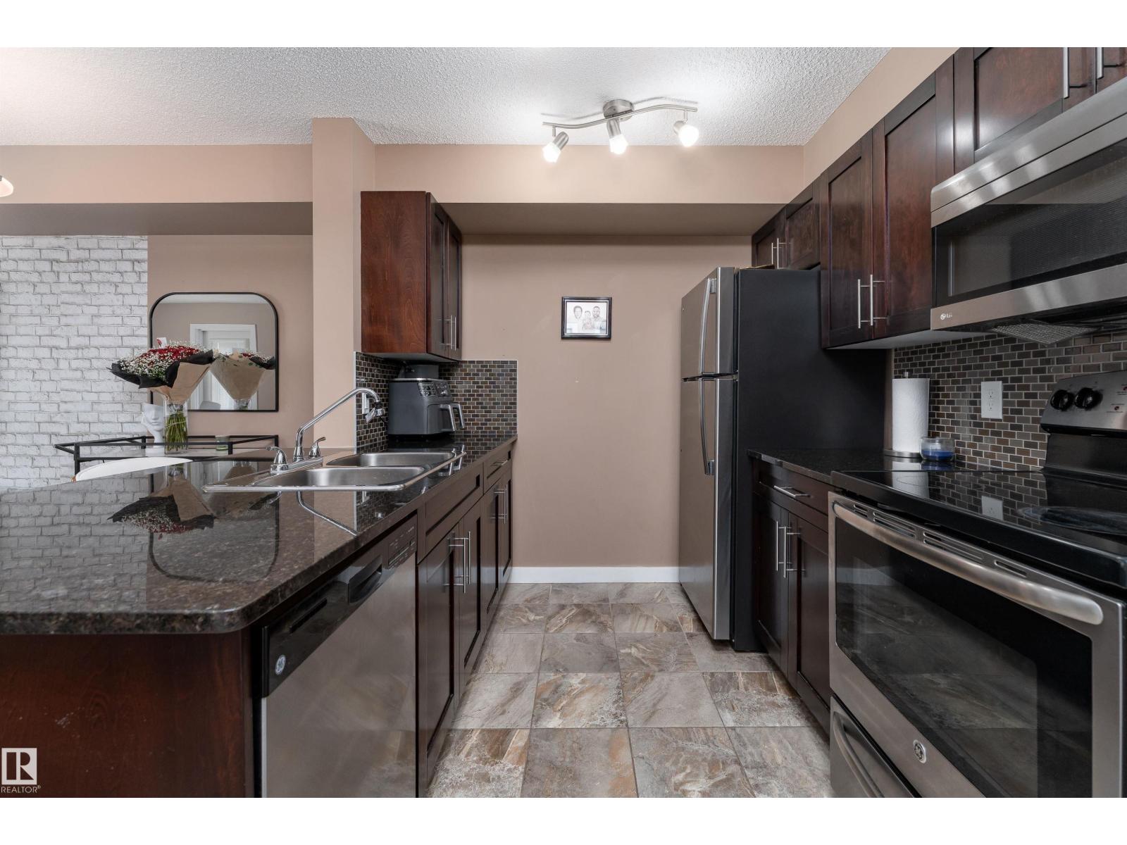 #211 107 Watt Cm Sw, Edmonton, Alberta  T6X 2C6 - Photo 2 - E4460524