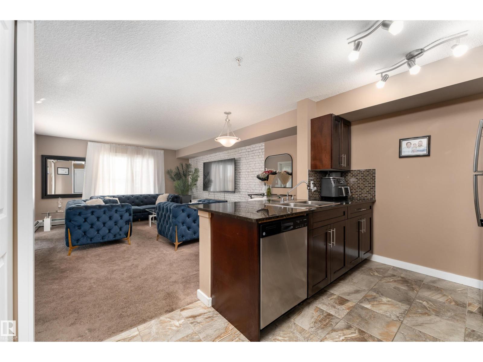#211 107 Watt Cm Sw, Edmonton, Alberta  T6X 2C6 - Photo 4 - E4460524