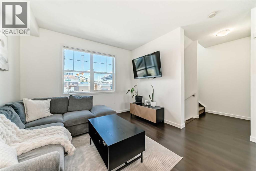 61 Nolan Hill Boulevard Nw, Calgary, Alberta  T3R 0S5 - Photo 3 - A2260907